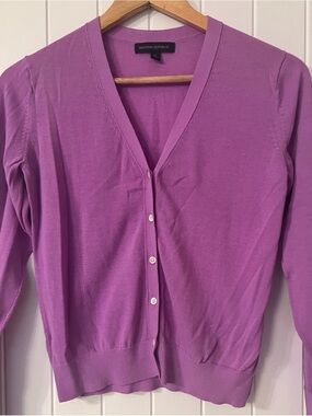 Banana Republic Women's pink/ Purple V-Neck Button Cardigan